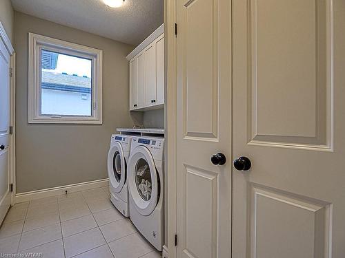 51 Thames Springs Crescent, Thamesford, ON - Indoor Photo Showing Laundry Room