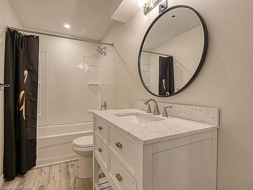 51 Thames Springs Crescent, Thamesford, ON - Indoor Photo Showing Bathroom
