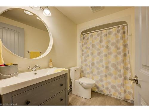 42 Stover Street N, Norwich, ON - Indoor Photo Showing Bathroom