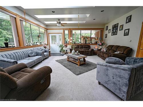 244 11Th Concession Road, Langton, ON - Indoor Photo Showing Living Room