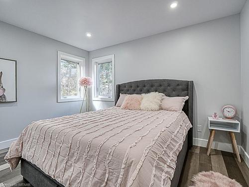 647 Devonshire Avenue Avenue, Woodstock, ON - Indoor Photo Showing Bedroom