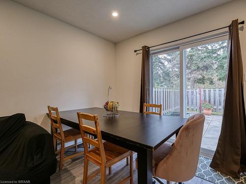 6-292 Traynor Avenue, Kitchener, ON - Indoor Photo Showing Dining Room