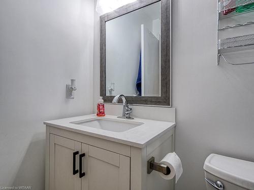 6-292 Traynor Avenue, Kitchener, ON - Indoor Photo Showing Bathroom