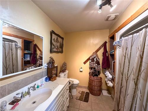 192 Townline Rd, St. Williams, ON - Indoor Photo Showing Bathroom