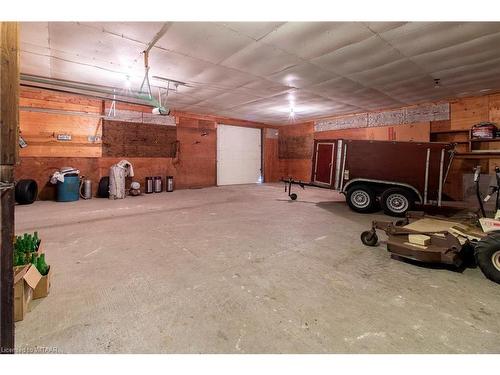 4974 Marion Street, Dorchester, ON - Indoor Photo Showing Garage