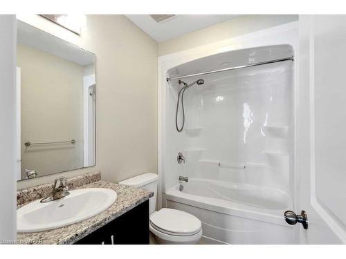 31 Brookside Lane Lane, Tillsonburg, ON - Indoor Photo Showing Bathroom