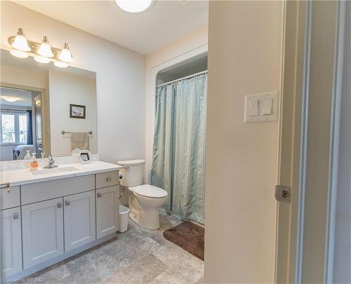 4 Hollier Drive, Tillsonburg, ON - Indoor Photo Showing Bathroom