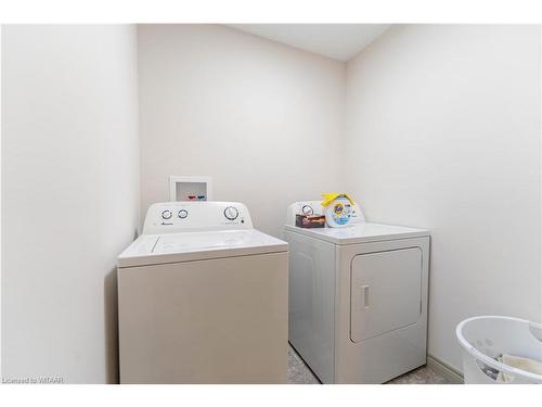 4 Hollier Drive, Tillsonburg, ON - Indoor Photo Showing Laundry Room