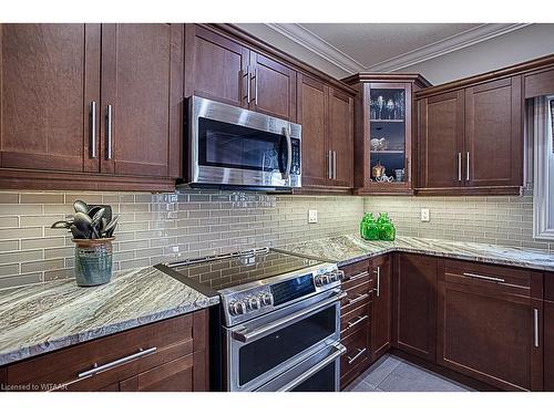 224 Boyd Boulevard, Thamesford, ON - Indoor Photo Showing Kitchen With Upgraded Kitchen