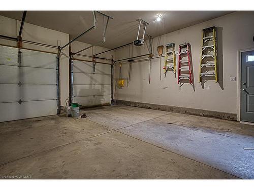 224 Boyd Boulevard, Thamesford, ON - Indoor Photo Showing Garage