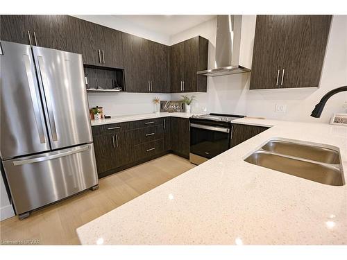 5.5 South Court Street W, Norwich, ON - Indoor Photo Showing Kitchen With Double Sink With Upgraded Kitchen