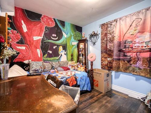 286 Clarke Street N, Woodstock, ON - Indoor Photo Showing Bedroom