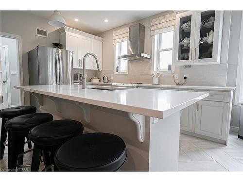 6 Maple Street, Otterville, ON - Indoor Photo Showing Kitchen With Upgraded Kitchen