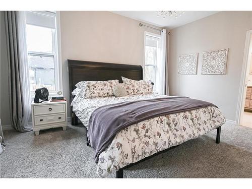 6 Maple Street, Otterville, ON - Indoor Photo Showing Bedroom