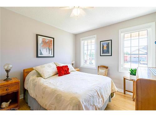 202 Baldwin Street, Tillsonburg, ON - Indoor Photo Showing Bedroom