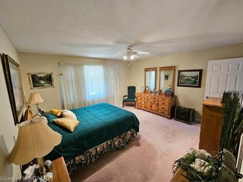 11 Seres Drive, Tillsonburg, ON - Indoor Photo Showing Bedroom