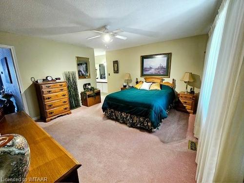 11 Seres Drive, Tillsonburg, ON - Indoor Photo Showing Bedroom