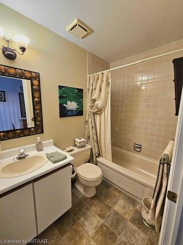 11 Seres Drive, Tillsonburg, ON - Indoor Photo Showing Bathroom