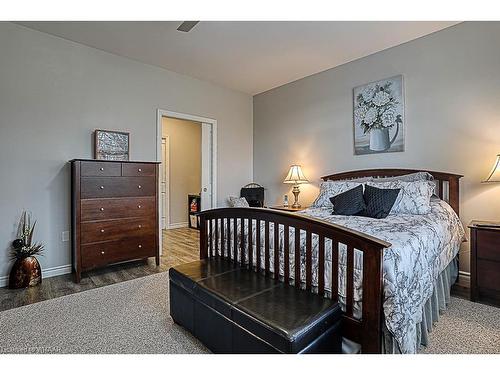 392 Bell Street, Ingersoll, ON - Indoor Photo Showing Bedroom