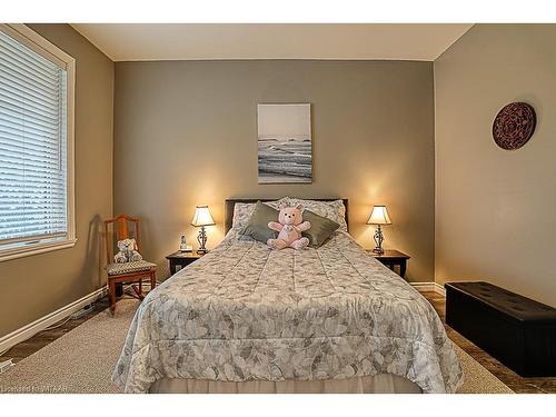 392 Bell Street, Ingersoll, ON - Indoor Photo Showing Bedroom