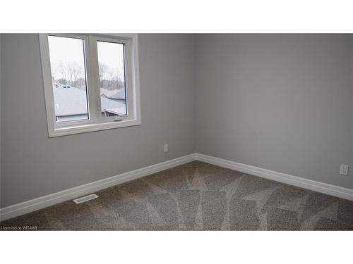 12 Sycamore Drive, Tillsonburg, ON - Indoor Photo Showing Other Room