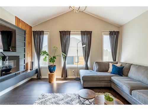 42 Mcguire Crescent, Tillsonburg, ON - Indoor Photo Showing Living Room With Fireplace