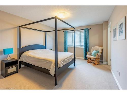 42 Mcguire Crescent, Tillsonburg, ON - Indoor Photo Showing Bedroom