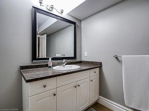 19 Cynthia Avenue, Mount Elgin, ON - Indoor Photo Showing Bathroom