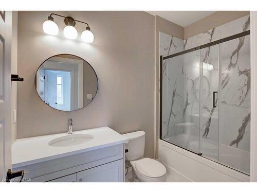 1108-361 Quarter Town Line, Tillsonburg, ON - Indoor Photo Showing Bathroom