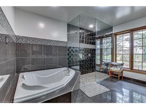 2170 West Quarterline Road, Langton, ON - Indoor Photo Showing Bathroom