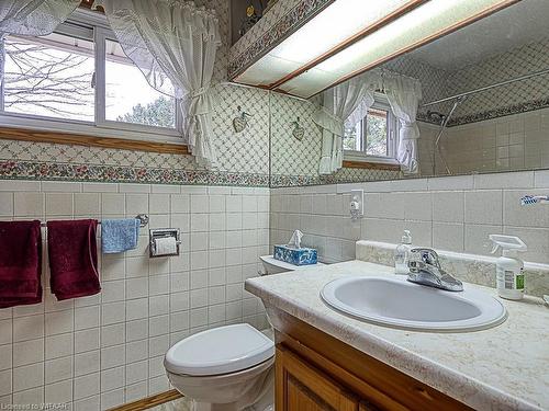 474428 Dodge Line, Woodstock, ON - Indoor Photo Showing Bathroom