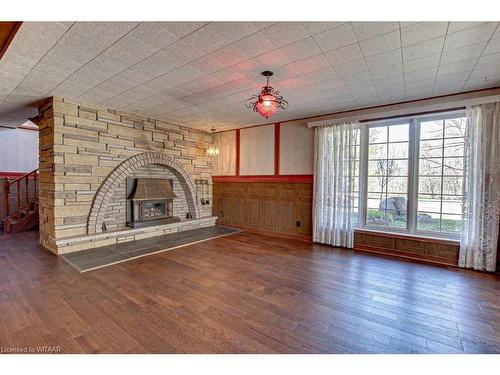 266132 Maple Dell Road, Norwich (Twp), ON - Indoor Photo Showing Living Room With Fireplace