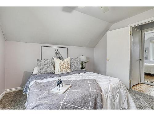 308 Huron Street, Woodstock, ON - Indoor Photo Showing Bedroom