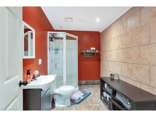 9 Kara Lane, Tillsonburg, ON - Indoor Photo Showing Bathroom