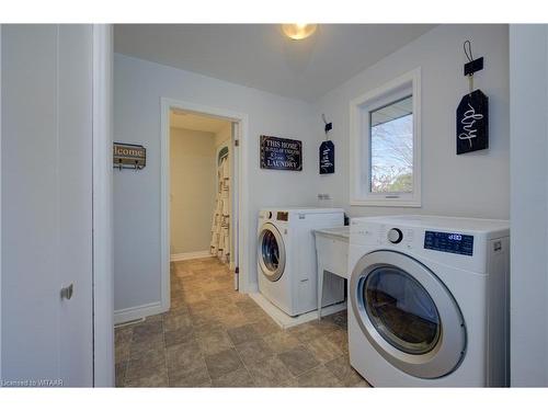 144 Dover Street, Otterville, ON - Indoor Photo Showing Laundry Room