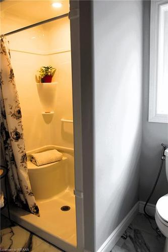 4-61 Vienna Road, Tillsonburg, ON - Indoor Photo Showing Bathroom
