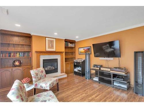 22 Mason Drive, Ingersoll, ON - Indoor Photo Showing Living Room With Fireplace