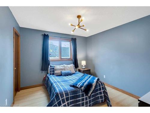 22 Mason Drive, Ingersoll, ON - Indoor Photo Showing Bedroom