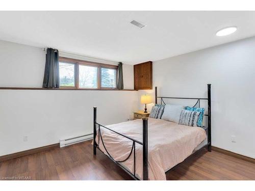 22 Mason Drive, Ingersoll, ON - Indoor Photo Showing Bedroom