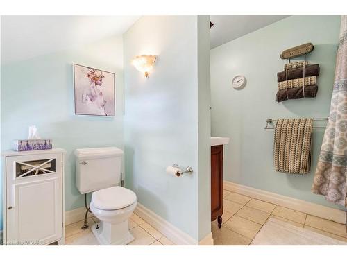 599 Peel Street, Woodstock, ON - Indoor Photo Showing Bathroom