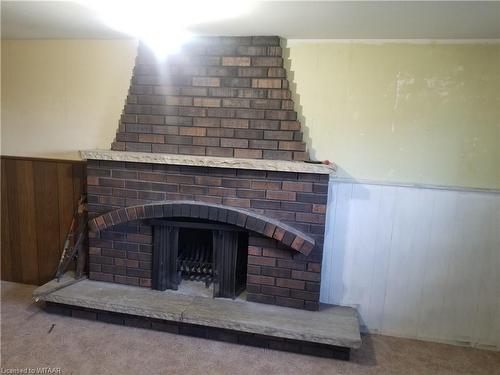 512 Parkinson Road, Woodstock, ON - Indoor With Fireplace
