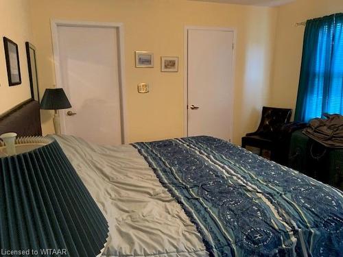 36 Sinclair Drive, Tillsonburg, ON - Indoor Photo Showing Bedroom