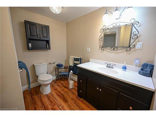 17 Bobolink Drive, Tillsonburg, ON - Indoor Photo Showing Bathroom