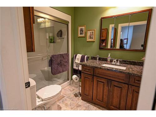 17 Bobolink Drive, Tillsonburg, ON - Indoor Photo Showing Bathroom