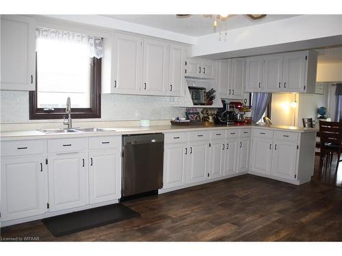 9157 Plank Road, Straffordville, ON - Indoor Photo Showing Kitchen With Double Sink