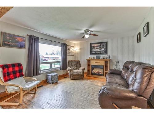 216 Delatre Street W, Thamesford, ON - Indoor Photo Showing Living Room With Fireplace