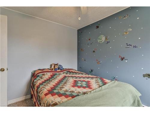 216 Delatre Street W, Thamesford, ON - Indoor Photo Showing Bedroom