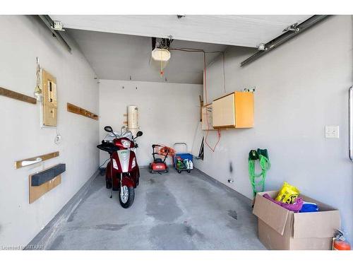 54 Edwin Crescent, Tillsonburg, ON - Indoor Photo Showing Garage