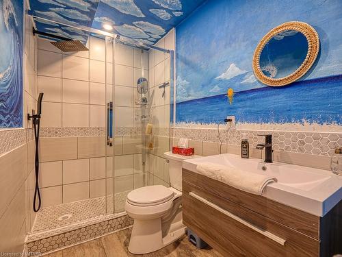 269 Falcon Drive, Woodstock, ON - Indoor Photo Showing Bathroom
