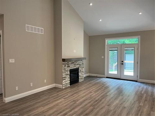 303-5 Wood Haven Dr, Tillsonburg, ON - Indoor Photo Showing Other Room